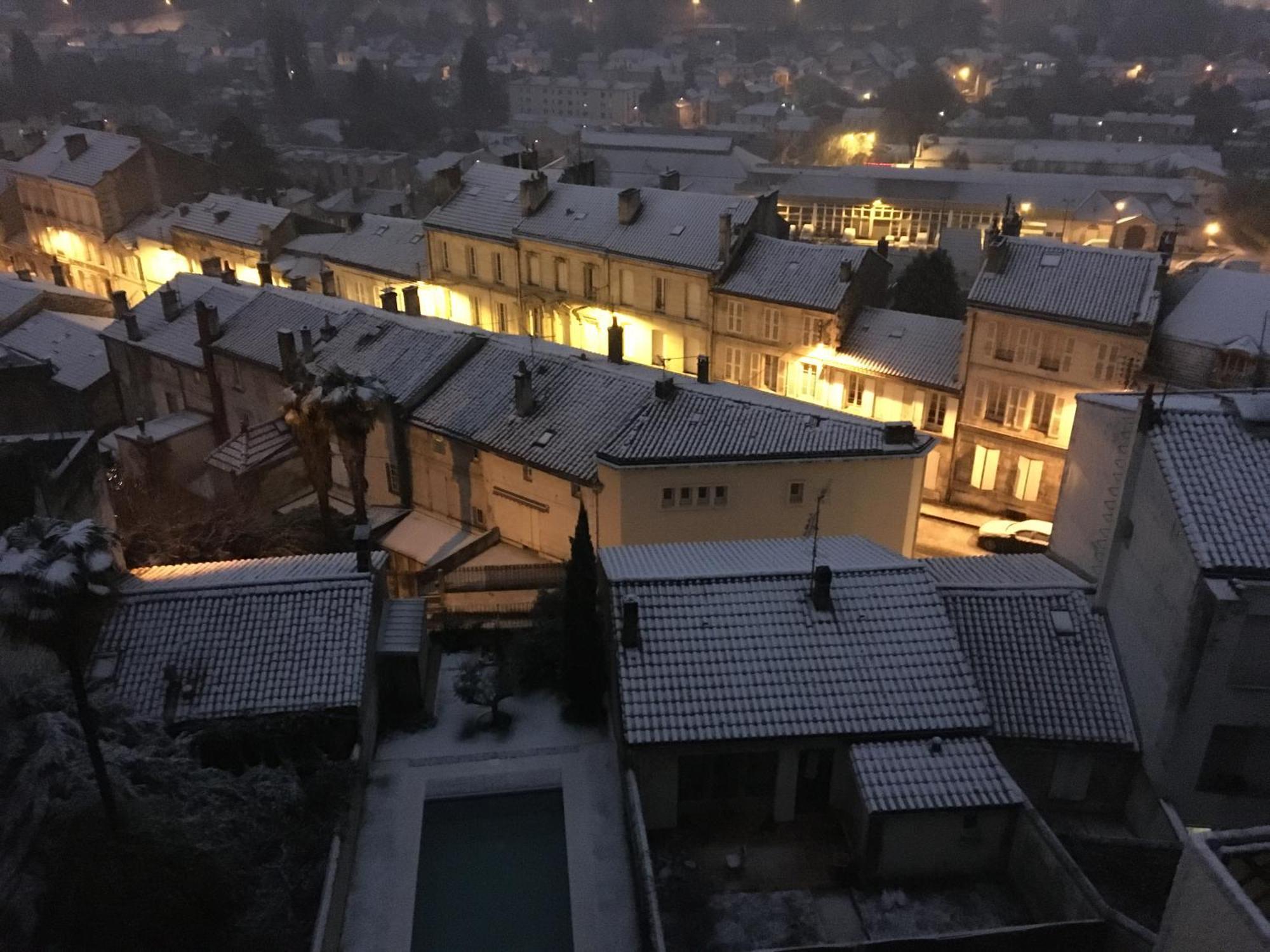 Golf & Rempart Apartman Angoulême Kültér fotó